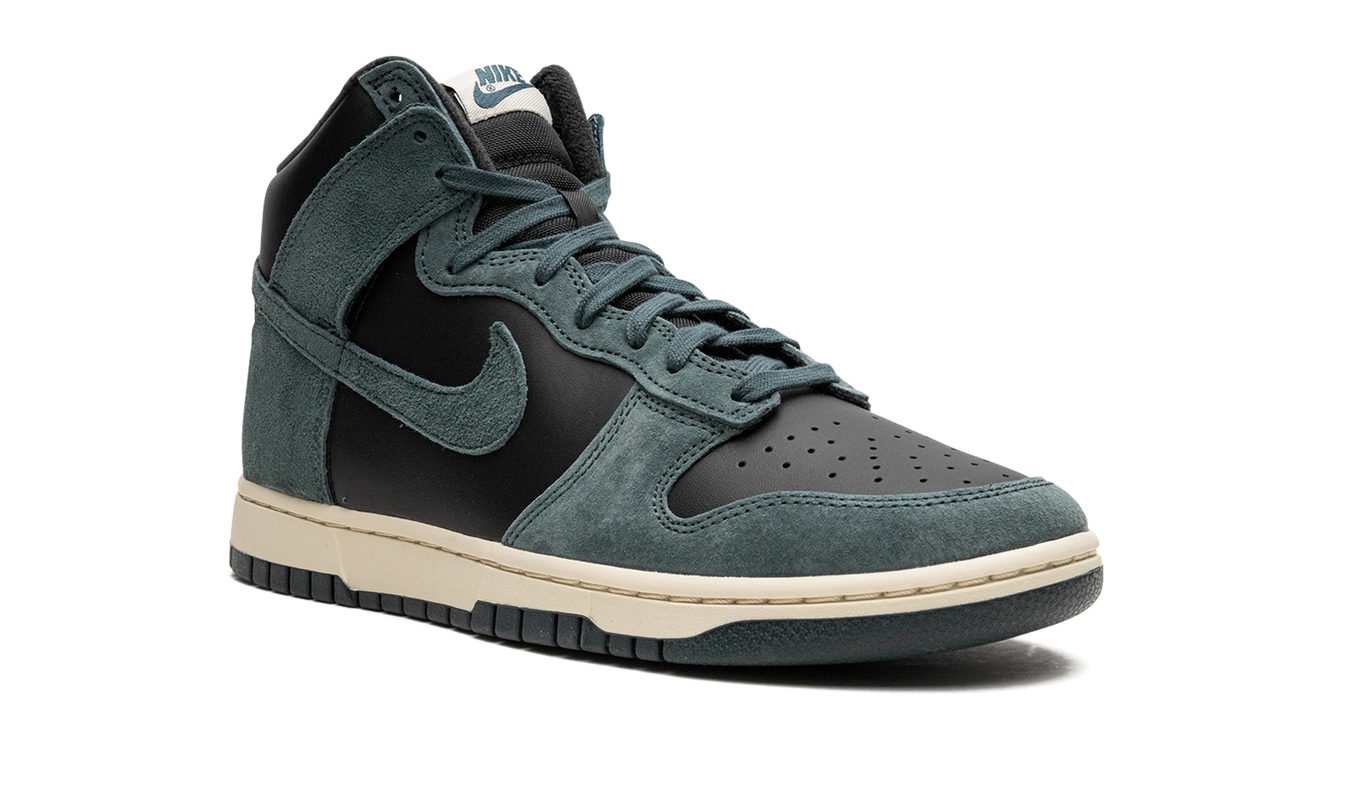 Nike Dunk High "Faded Spruce"