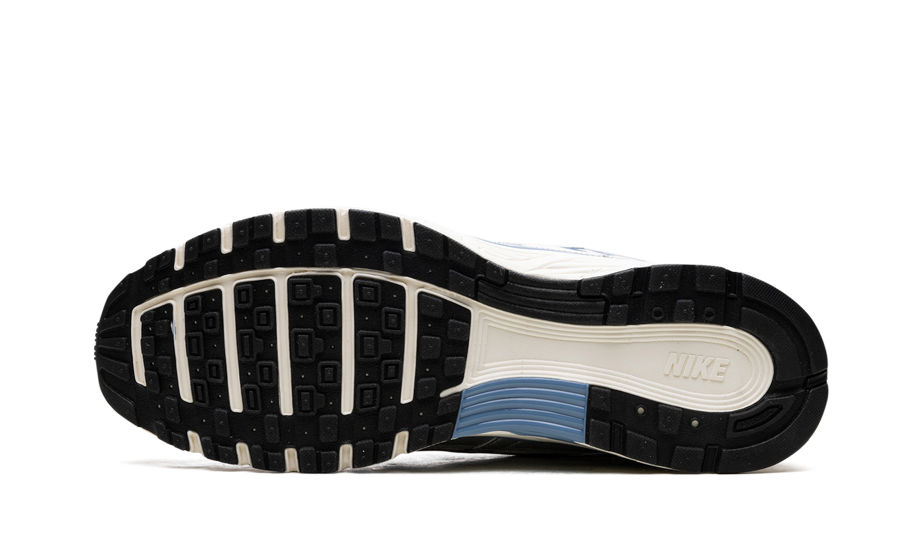 Nike P-6000 „Metallic Silver Aegean Storm“