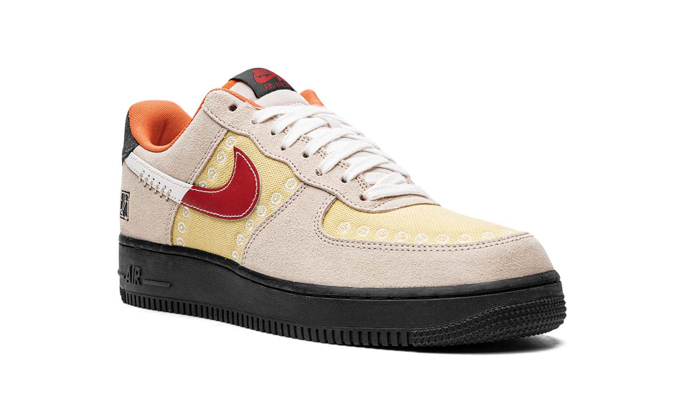 Nike Air Force 1 Low "Somos Familia"