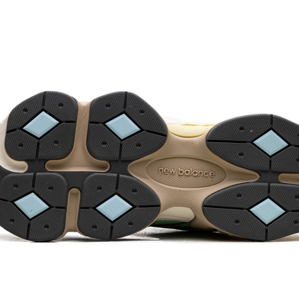 New Balance 9060 „Sweetgrass Deep Ocean“