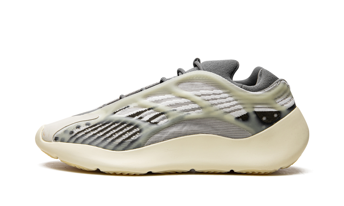 Yeezy 700 V3 "Fade Salt"