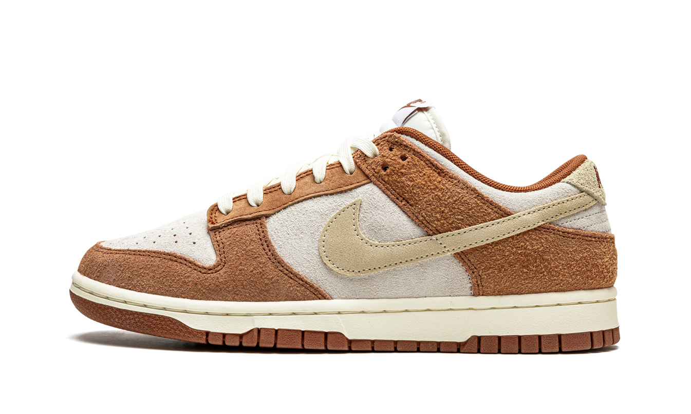 Nike Dunk Low PRM "Medium Curry"