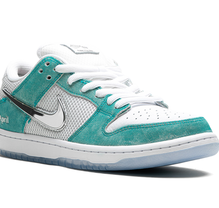 Nike Dunk SB Low Pro QS "April Skateboards"