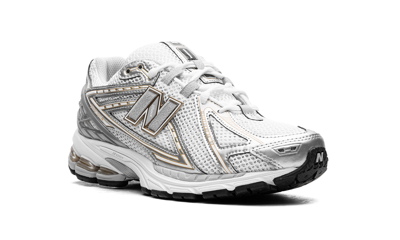 New Balance 1906R „Weiße Regenwolke Silber Metallic“