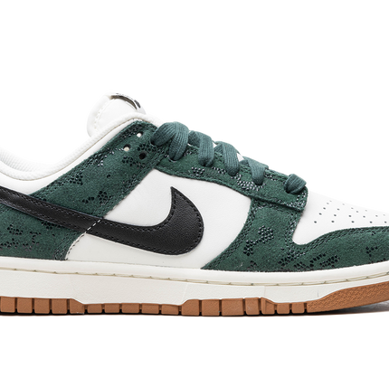 Nike Dunk Low WMNS "Green Snake"