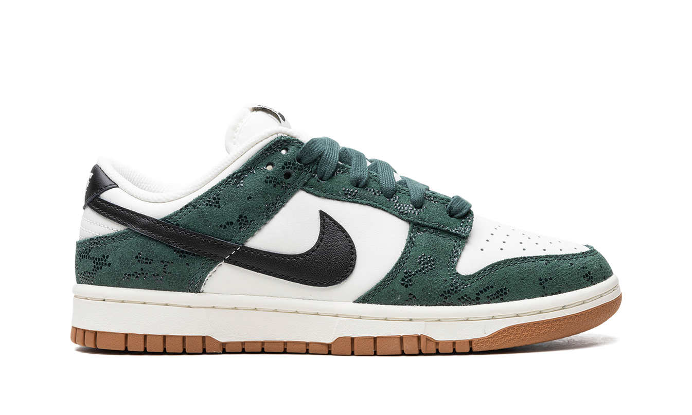Nike Dunk Low WMNS "Green Snake"
