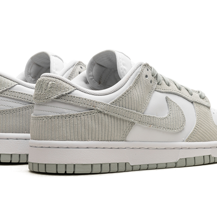 Nike Dunk Low WMNS "Grey Corduroy"