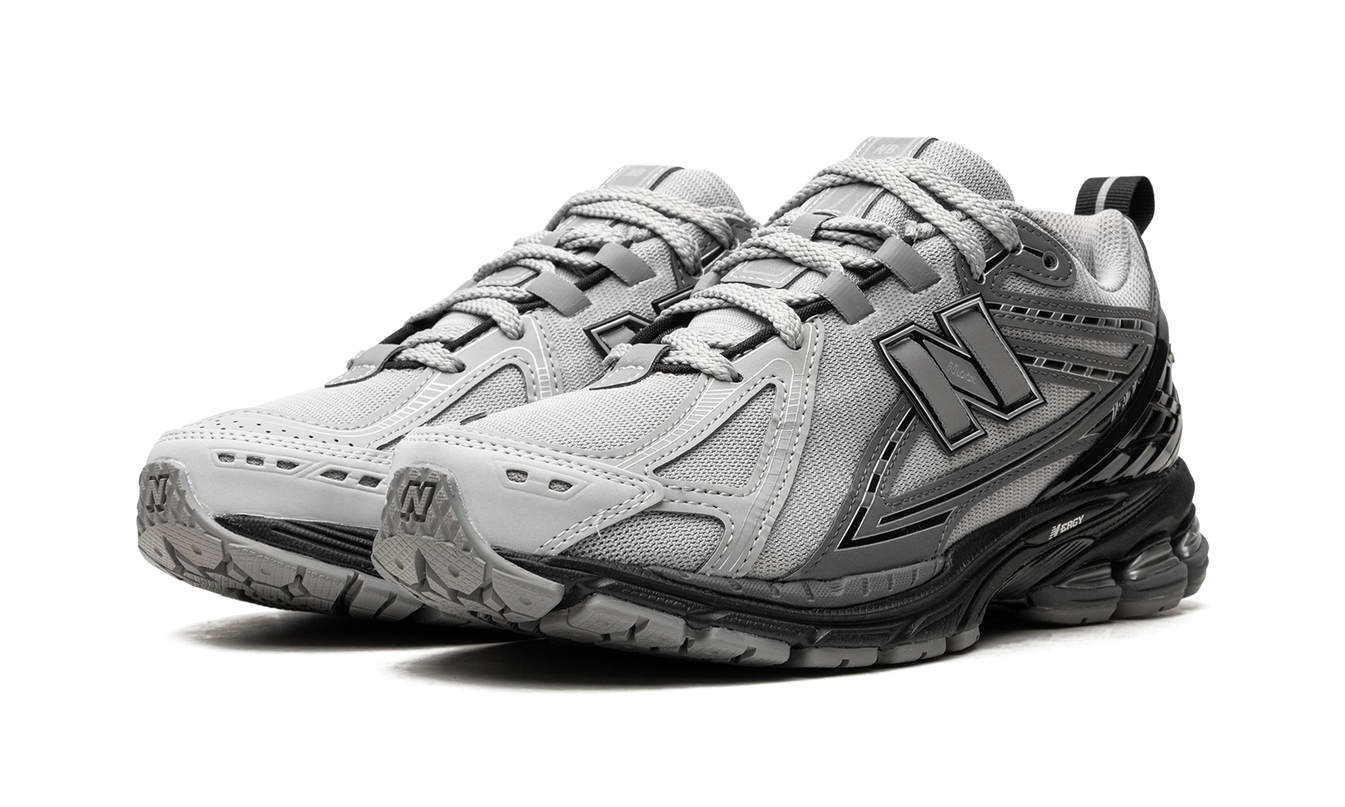 New Balance 1906R "Grau / Schwarz"