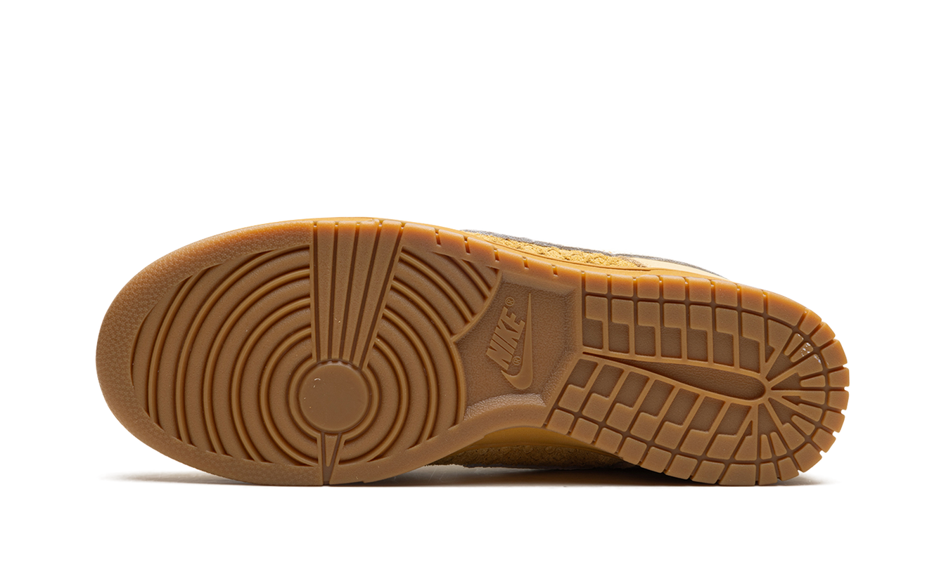 Nike Dunk Low "Waffle"