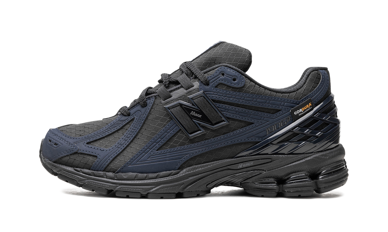 New Balance 1906R "Outerspace/Schwarz/Schwarz"