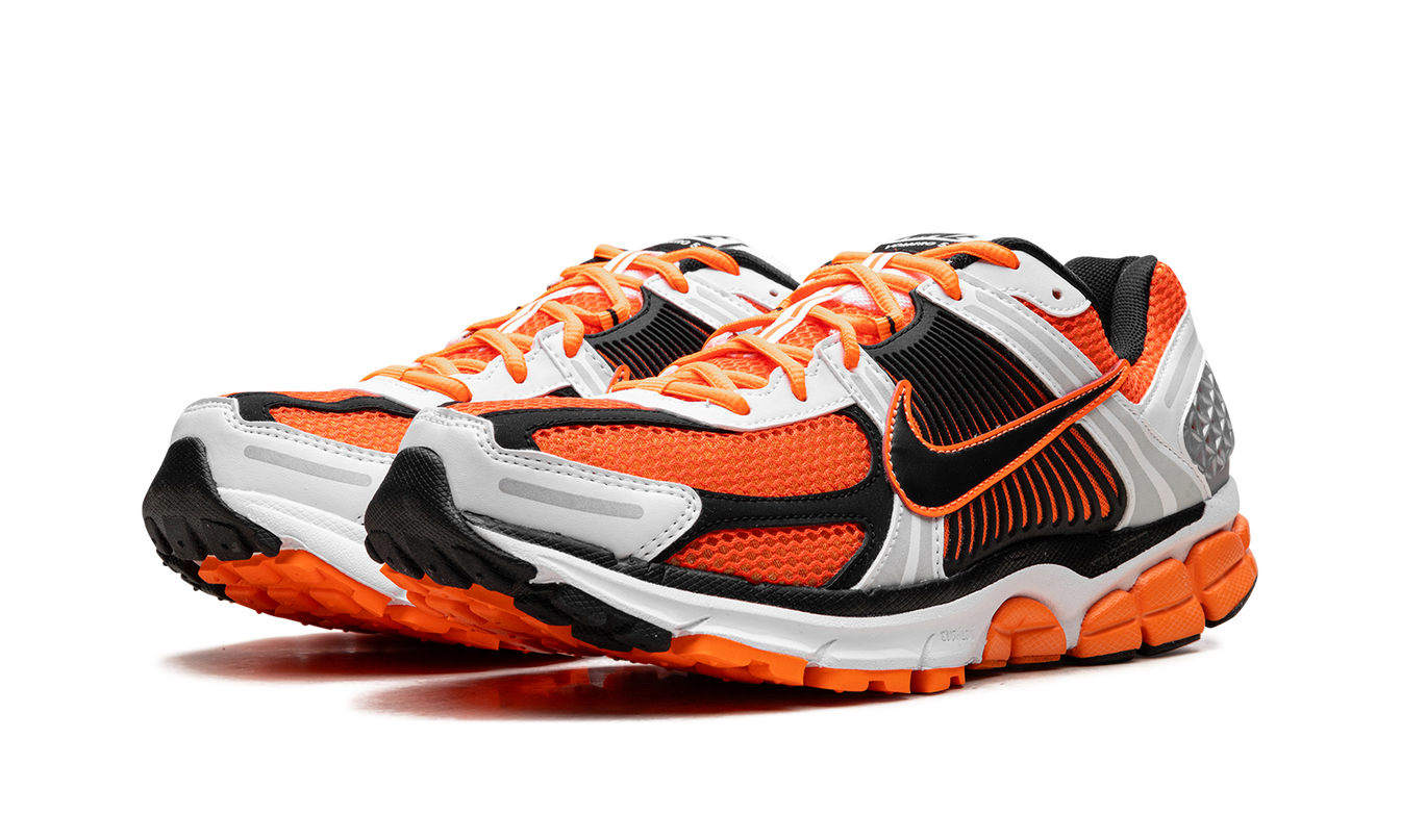 Nike Zoom Vomero 5 "Total Orange"