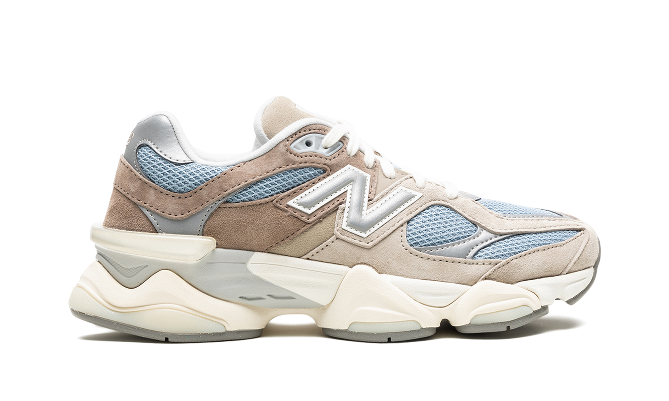New Balance 9060 „Meersalz/Blau“