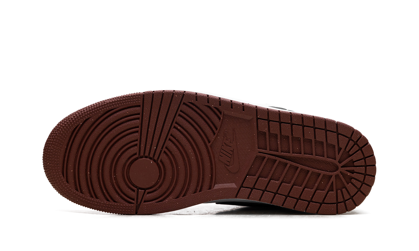 Air Jordan 1 Low SE "Dark Pony"