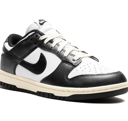 Nike Dunk Low WMNS "Vintage Panda"
