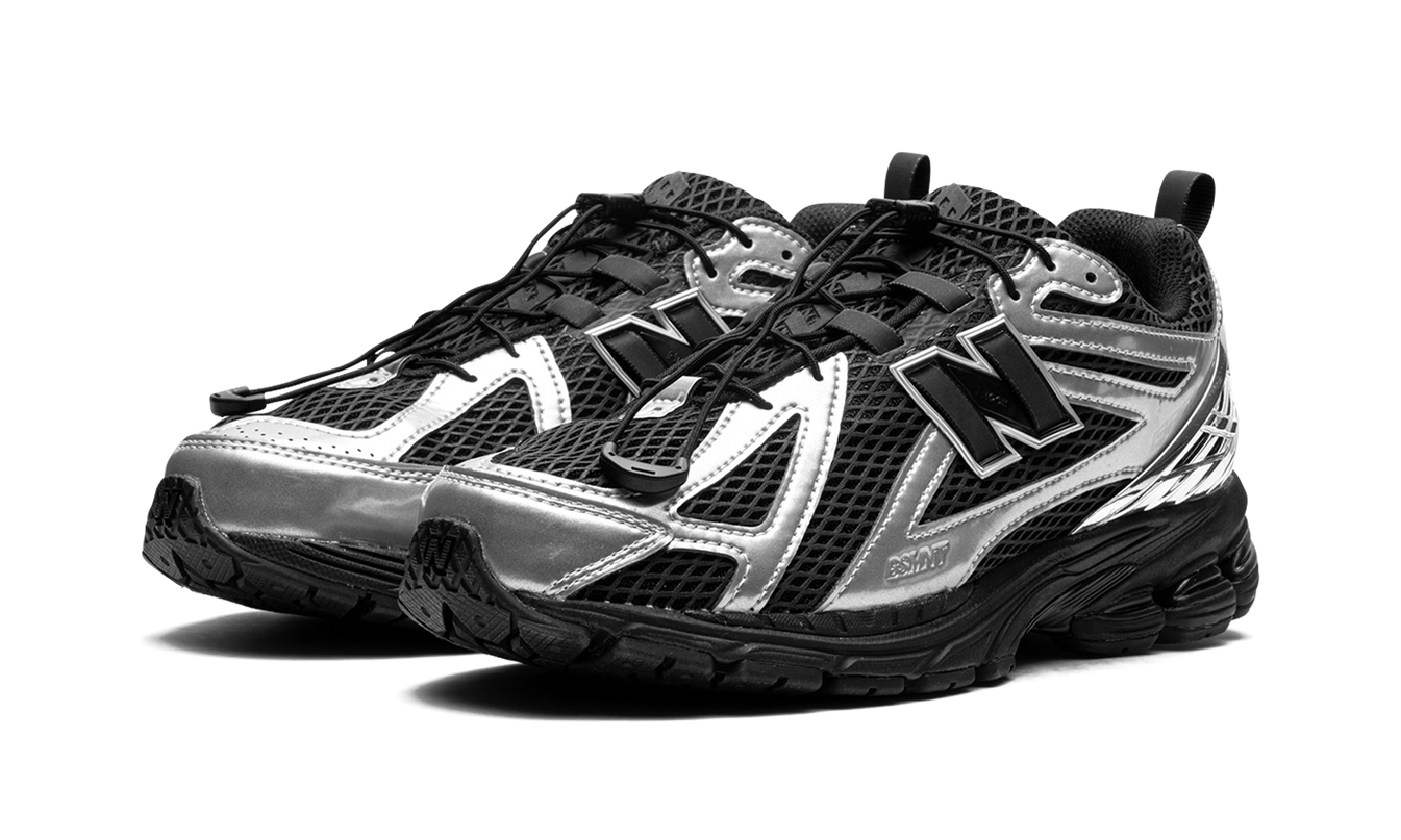 New Balance 1906R „The Basement Schwarz Silber“