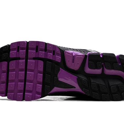 Zoom Vomero 5 "Black Vivid Purple"