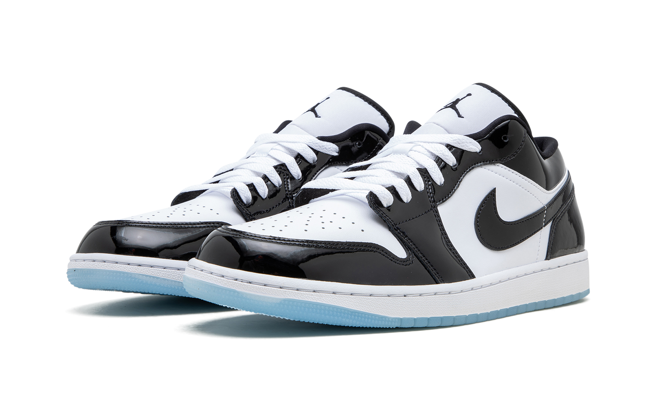 Air Jordan 1 Low SE "Concord"