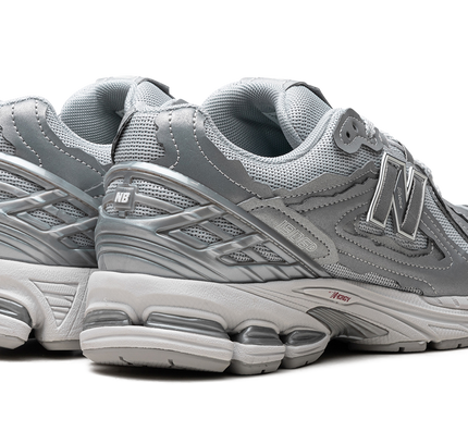 New Balance 1906D "PROTECTION PACK - SILVER METALLIC"