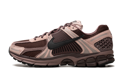 ZOOM VOMERO 5 WMNS „Plum Eclipse“