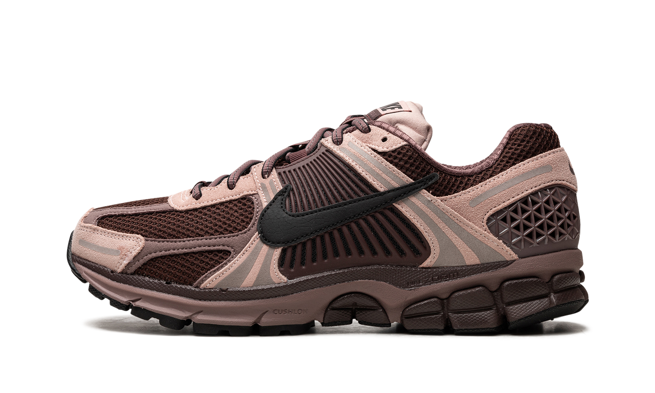 ZOOM VOMERO 5 WMNS „Plum Eclipse“