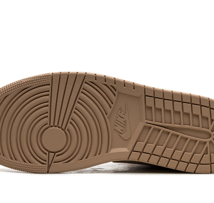 Air Jordan 1 MID SE WMNS "Legend Light Brown"