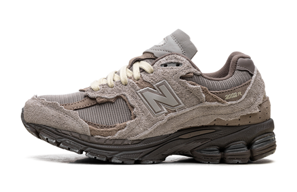 New Balance 2002R 