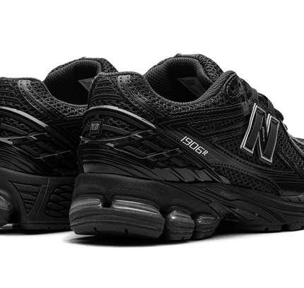 New Balance 1906R "Black Metallic"