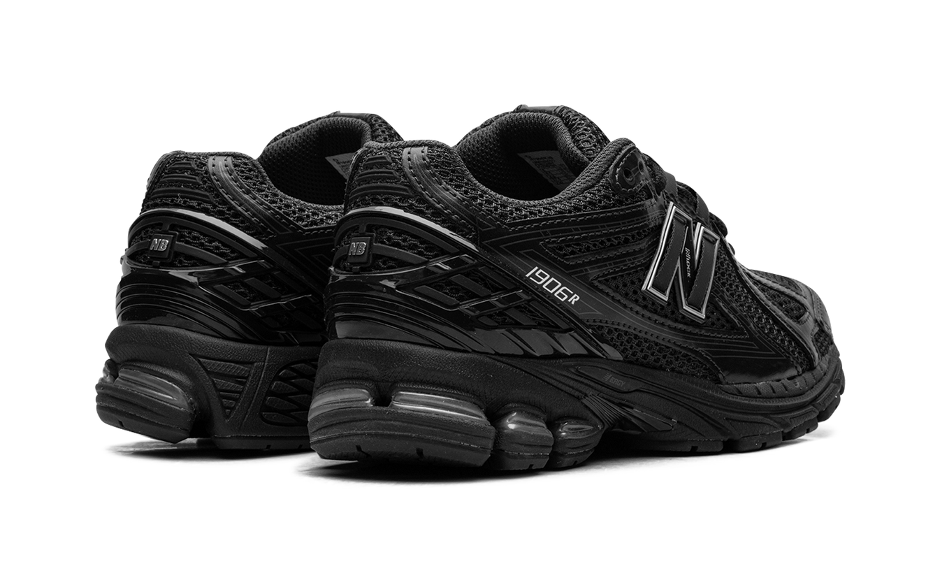 New Balance 1906R "Schwarz Metallic"