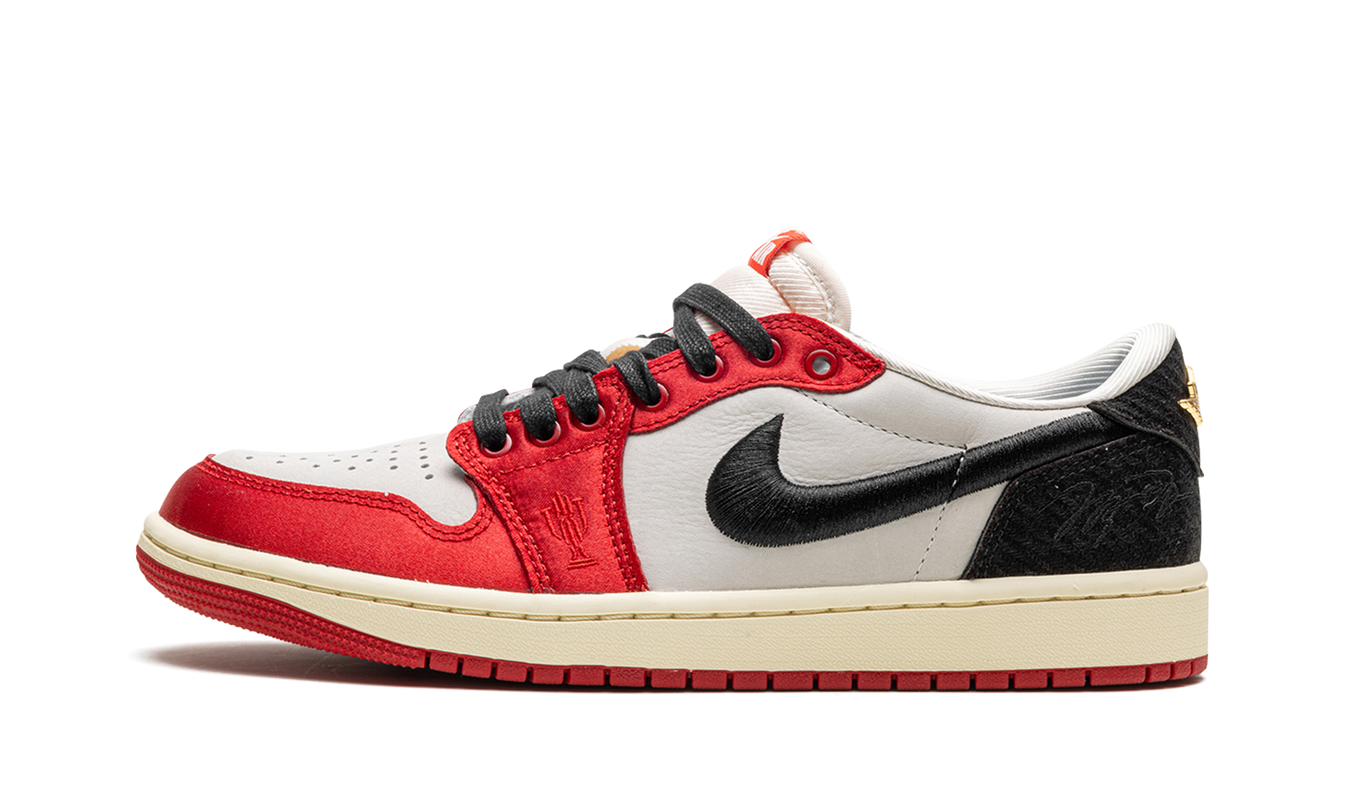 Air Jordan 1 LOW "Trophy Room - Away"