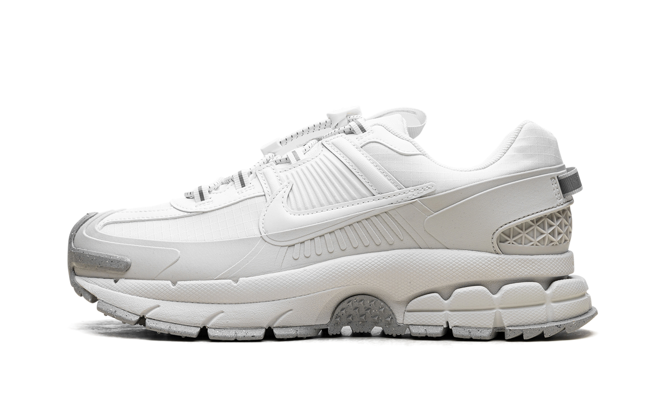 Nike Zoom Vomero Roam WMNS "Summit White"