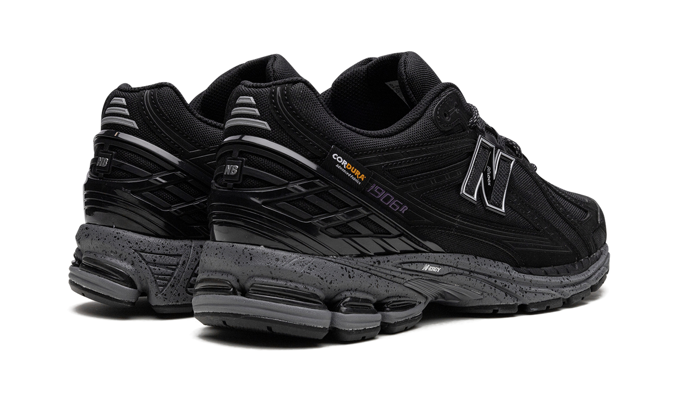 New Balance 1906R "Cordura Pocket Black"