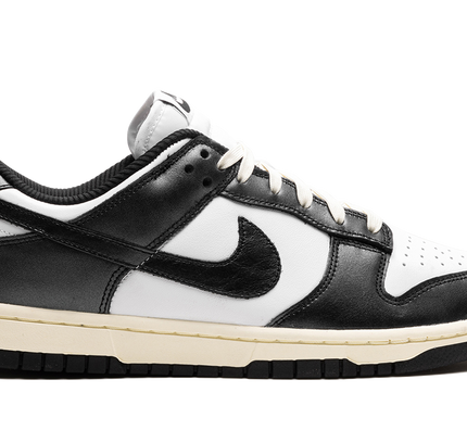 Nike Dunk Low WMNS "Vintage Panda"