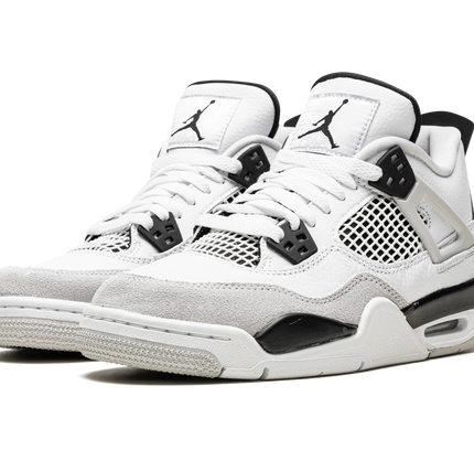 Air Jordan 4 Retro GS "Military Black"