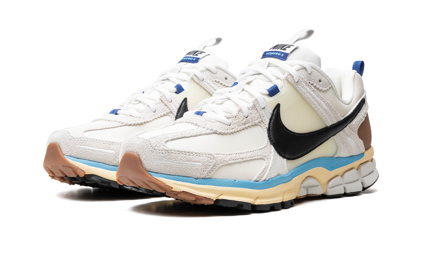 Nike Zoom Vomero 5 WMNS "Design By Japan"