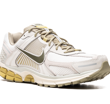 Nike Zoom Vomero 5 "Light Bone/Medium Olive"