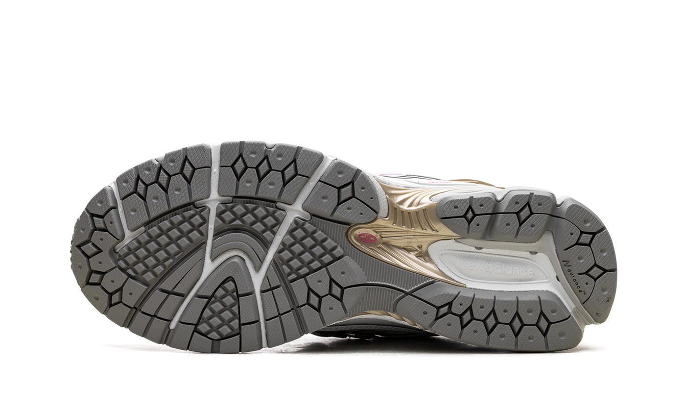New Balance 1906R "Silberdrache Beere Gold"