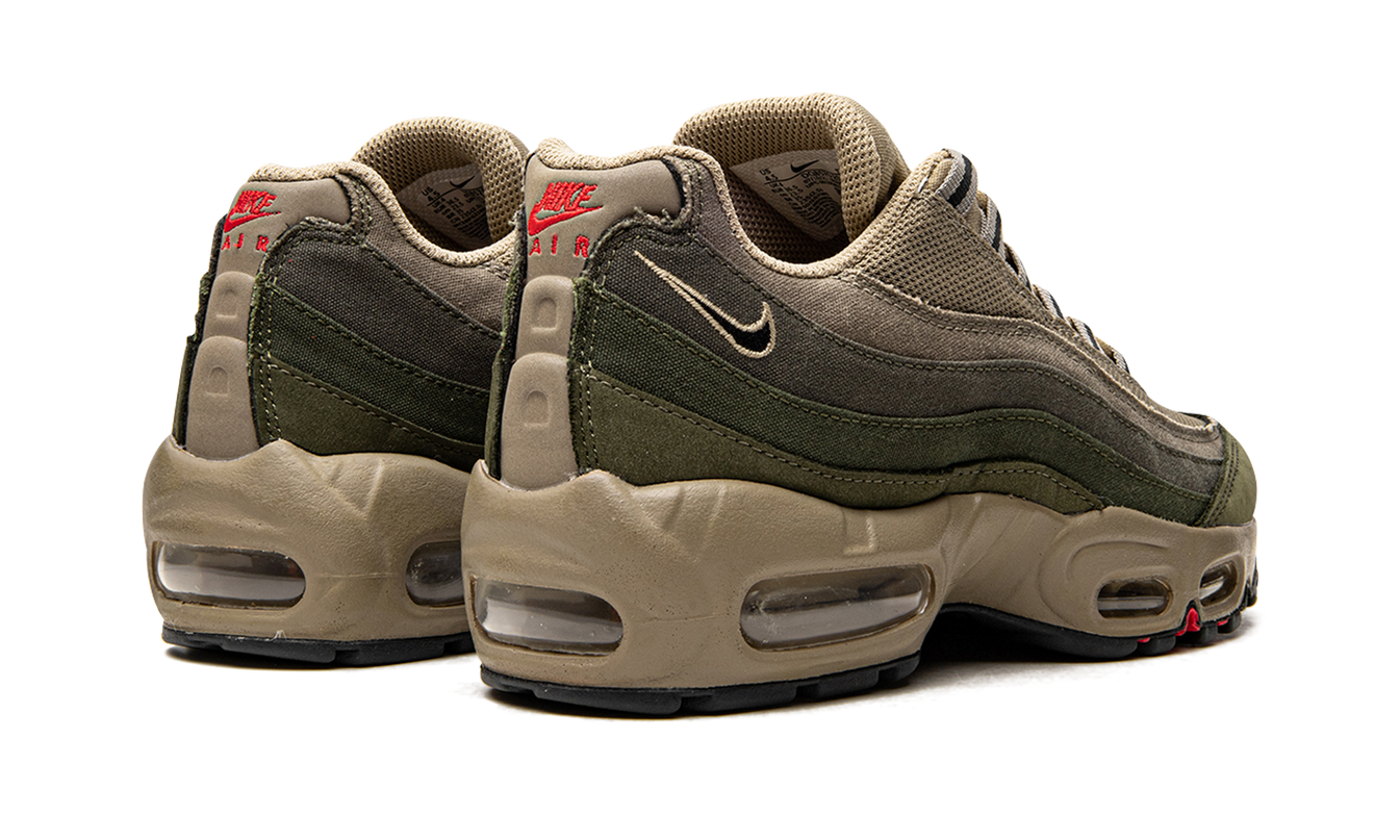 Nike Air Max 95 SE "Rough Green"