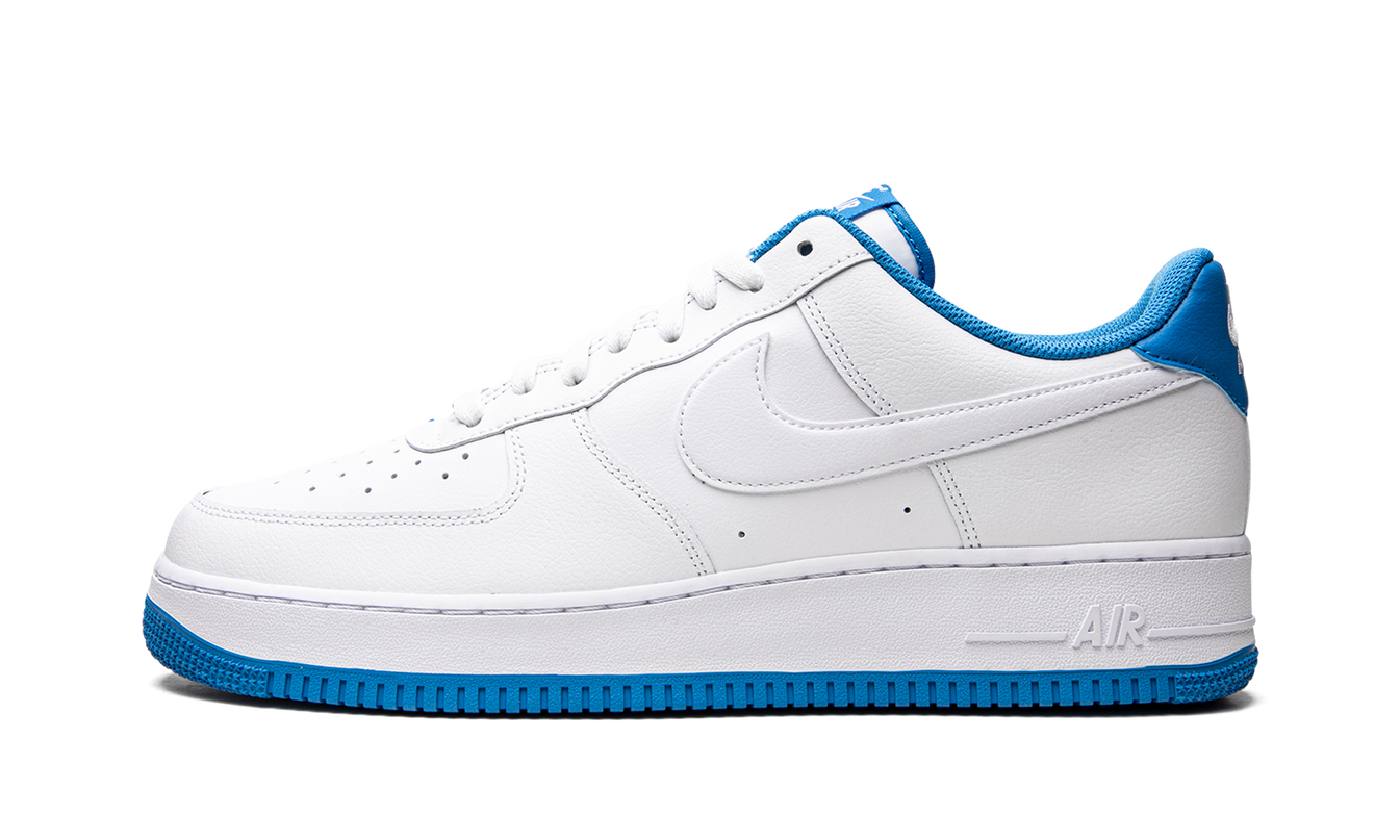 Nike Air Force 1 '07 "White / Light Photo Blue"