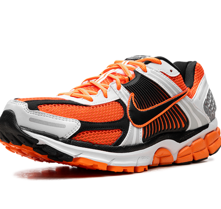 Nike Zoom Vomero 5 "Total Orange"