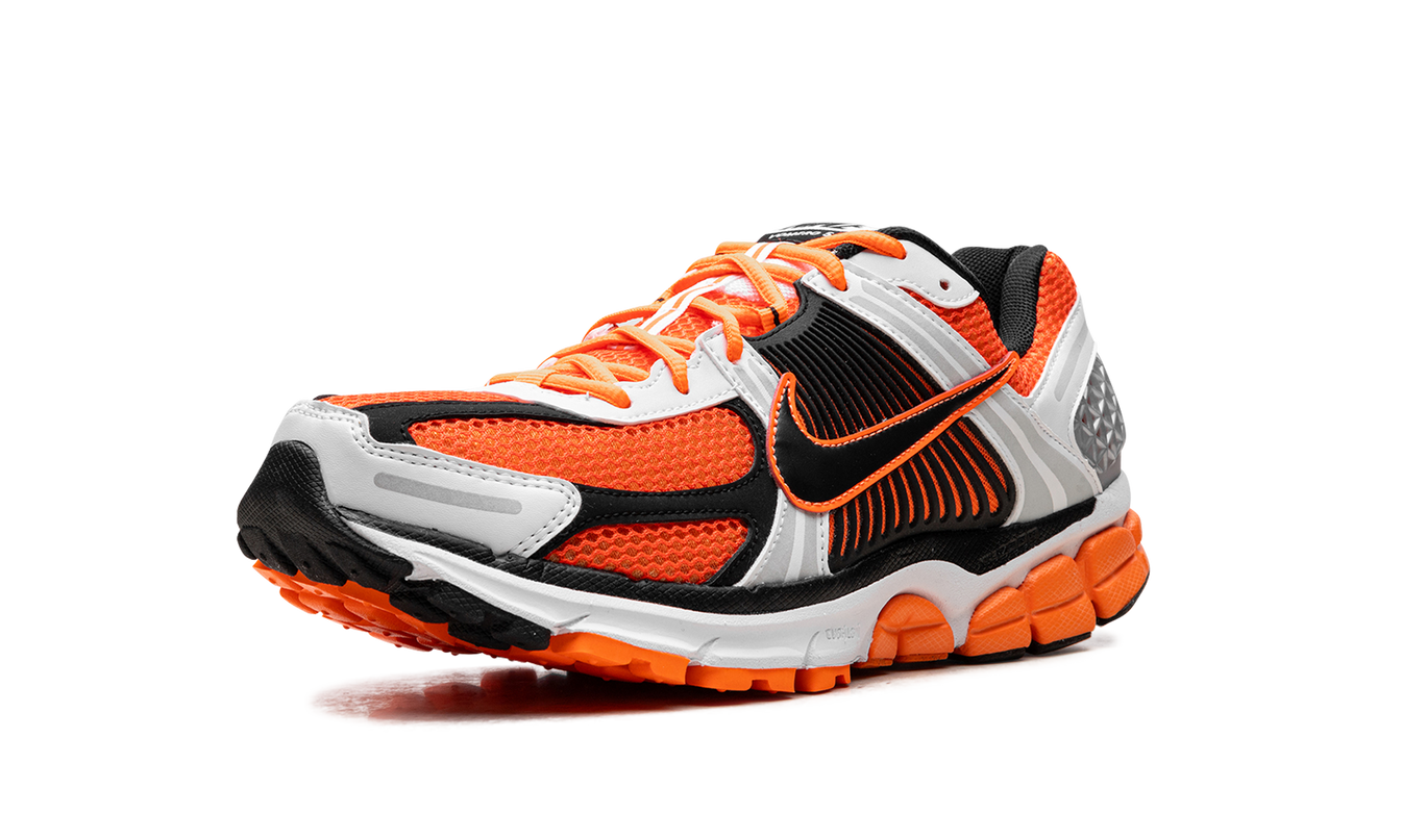 Nike Zoom Vomero 5 "Total Orange"