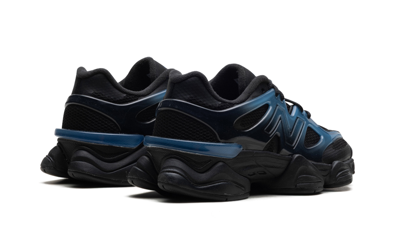 New Balance 9060 „Marineblau-Schwarz-Farbverlauf“
