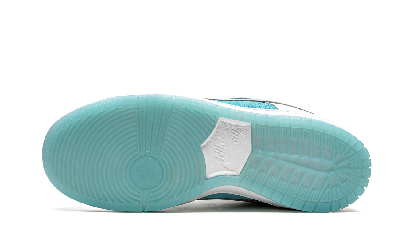 Nike Dunk SB Low "FTC Lagoon Pulse"