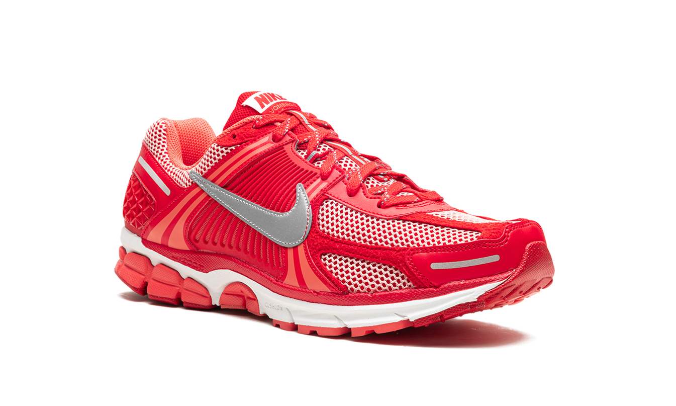 Nike Zoom Vomero 5 PRM "University Red Metallic Silver"