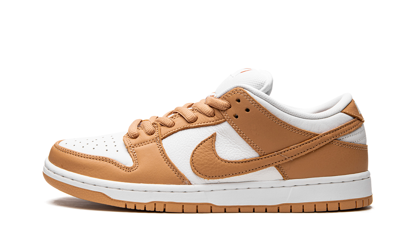 Nike Dunk SB Low "Light Cognac"