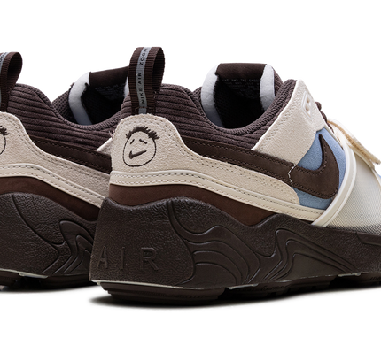 Zoom Field Jaxx Travis Scott  Leche Blue