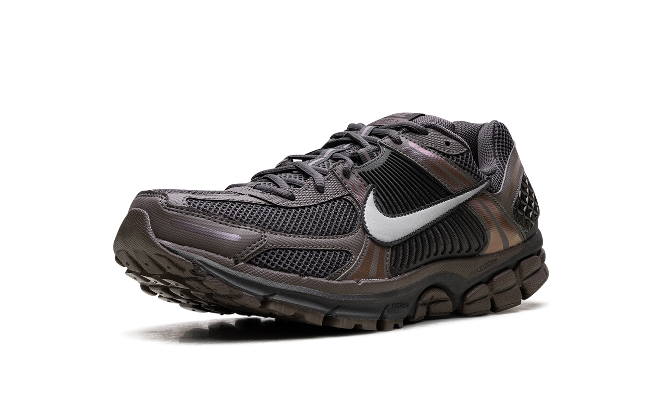 Zoom Vomero 5 "Cave Stone"