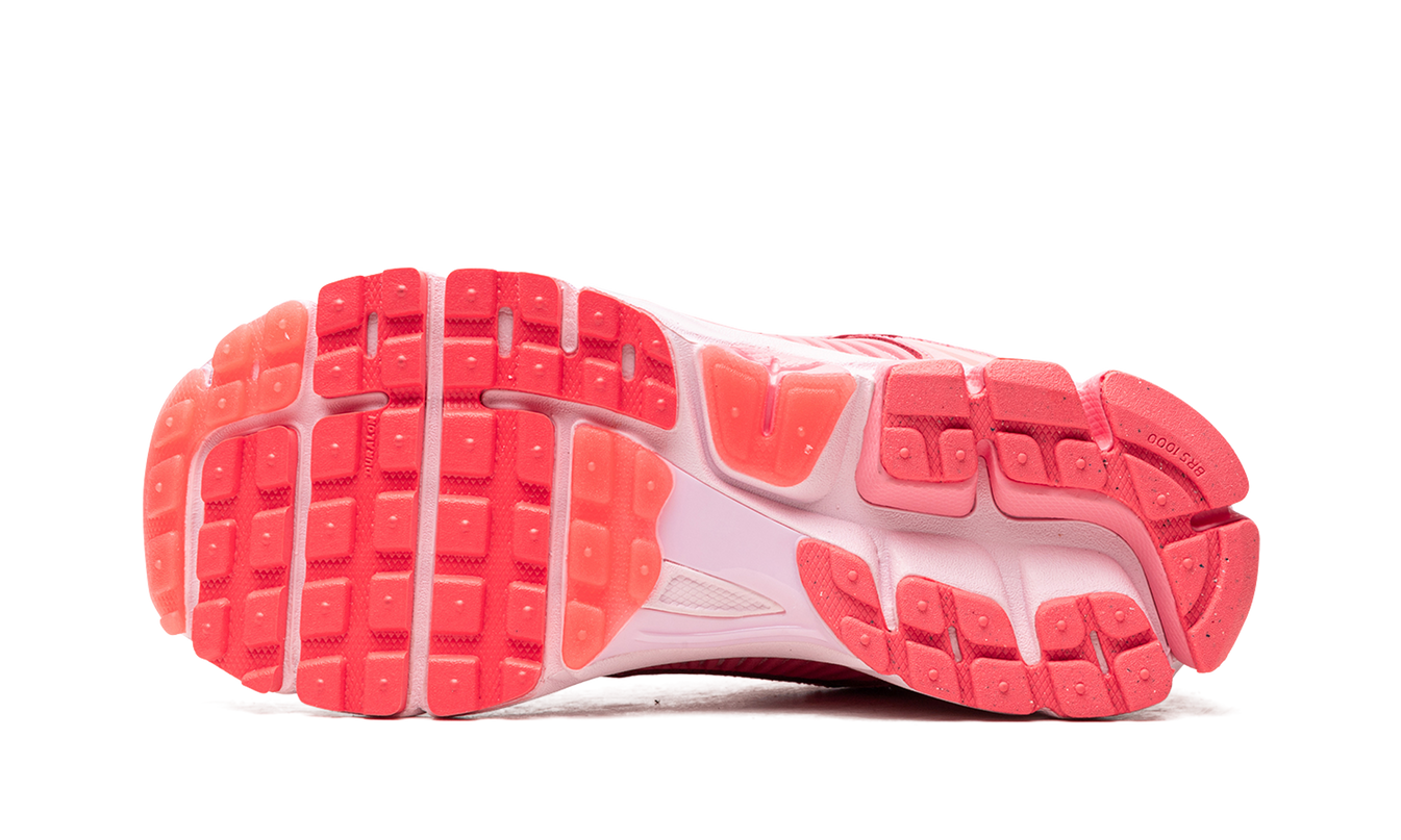 Nike Zoom Vomero 5 WMNS "Triple Pink"