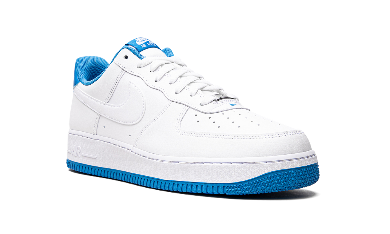 Nike Air Force 1 '07 "White / Light Photo Blue"