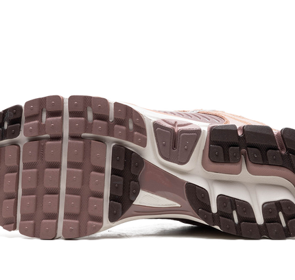 Nike Zoom Vomero 5 "Dusted Clay"