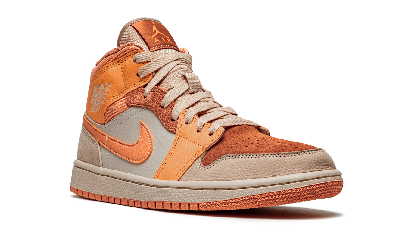 Air Jordan 1 MID WMNS "Apricot"